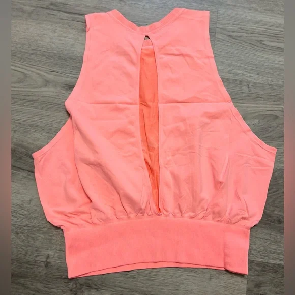 NWT Free People Movement Open Back Spell Out Logo Tank Neon Coral - Picture 3 of 5